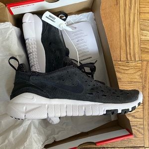Brand new with box Nike Men’s Size 7.5